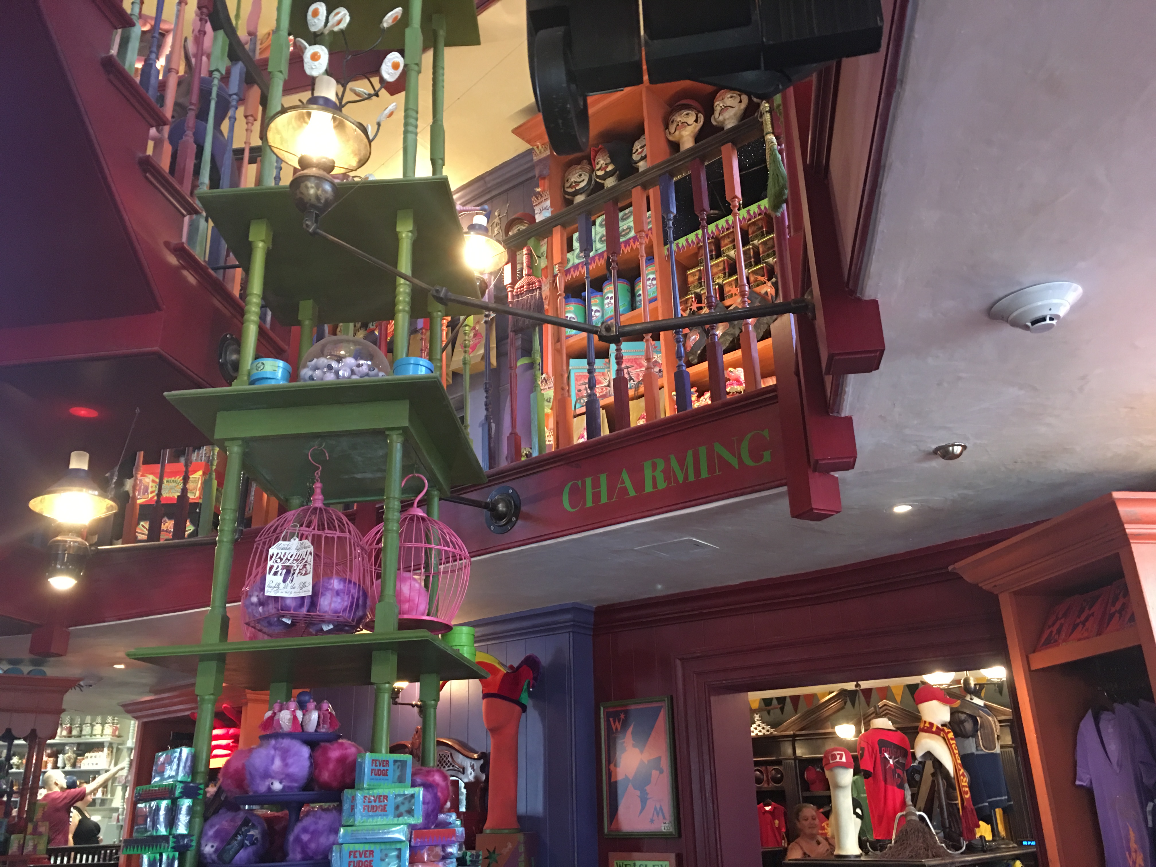 Weasleys wizard shop inside